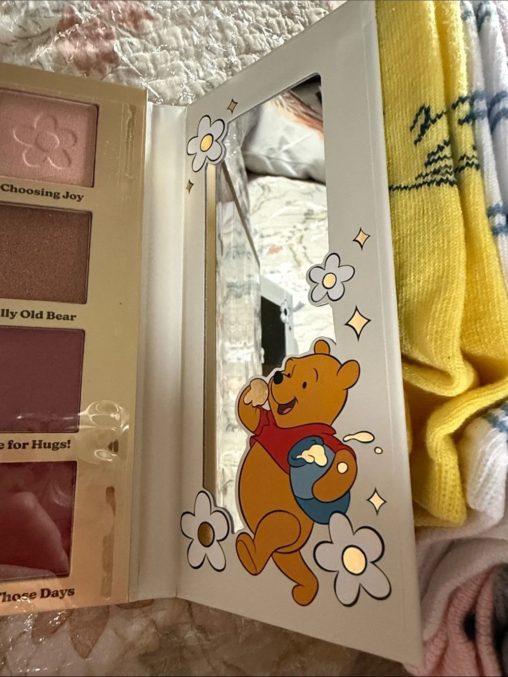 Disney Winnie the Pooh Eyeshadow Palette with 9 Bright Multicolor Socks NWOT